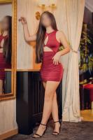 613736832: Chica busca chico en Madrid