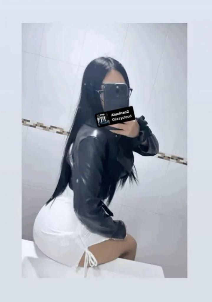 Chica busca chico en La Coruña: 