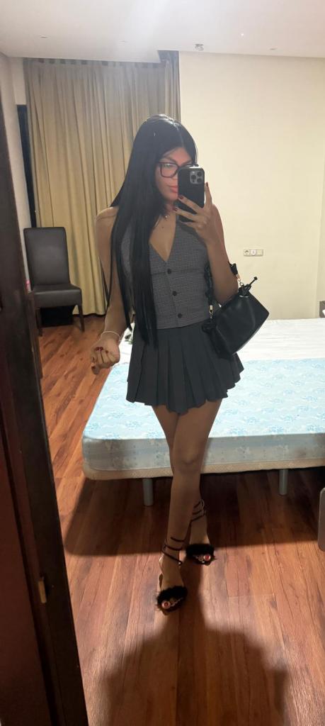 641395608: Chica busca chico en Málaga