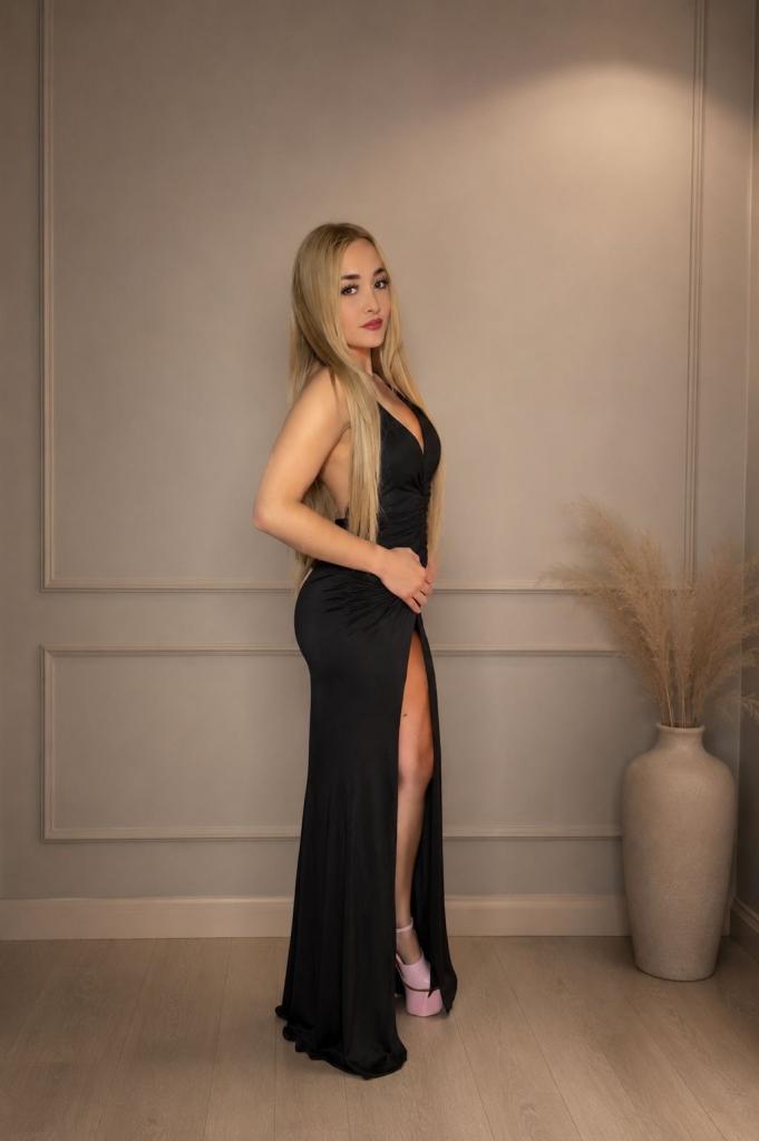 632321031: Chica busca chico en Ibiza