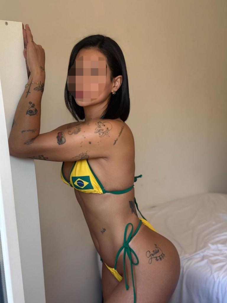 Chica busca chico en Almería: 