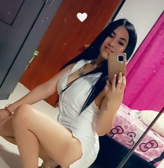 663737090: Chica busca chico en Tarragona