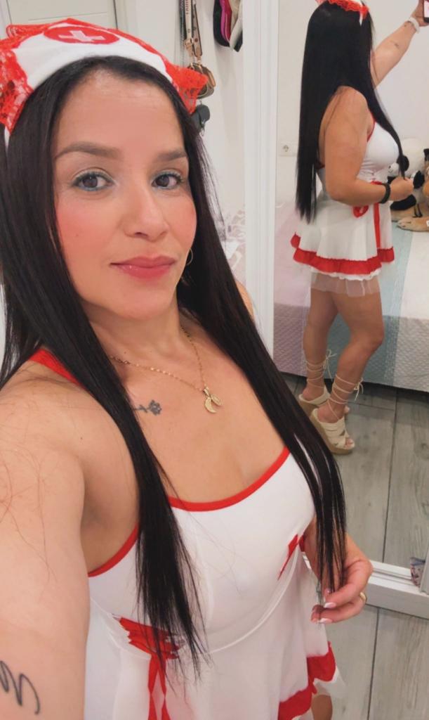Chica busca chico en Cádiz: 