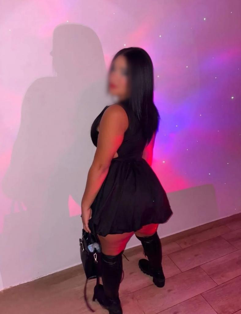 Chica busca chico en Mallorca: 