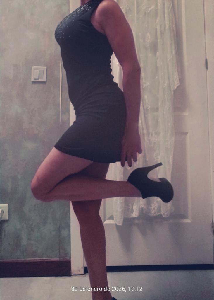 Chica busca chico en Huelva: 