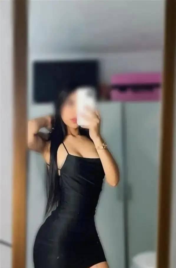 Chica busca chico en Sevilla: 