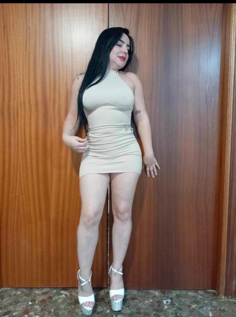 Chica busca chico en Almería: 