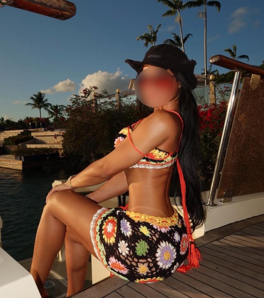 604169949: Chica busca chico en Málaga