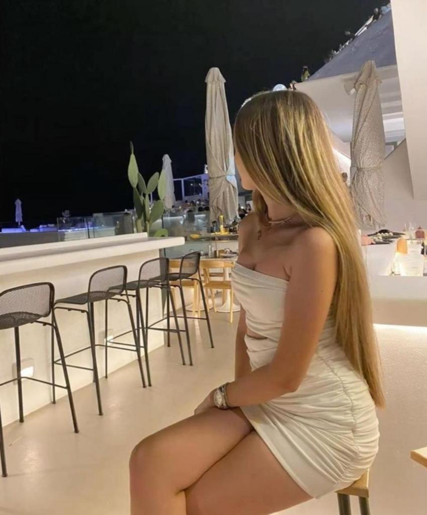 604351812: Chica busca chico en Málaga