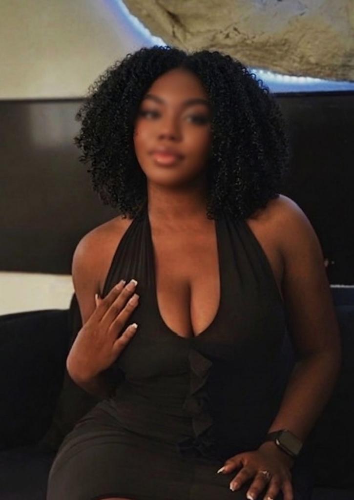 674084203: Chica busca chico en Tenerife