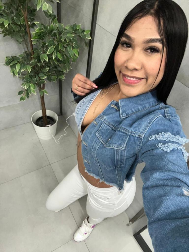 Chica busca chico en Alicante: 