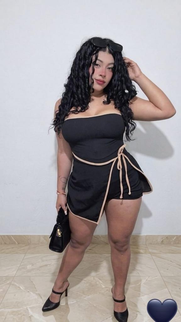 632083295: Chica busca chico en Gerona