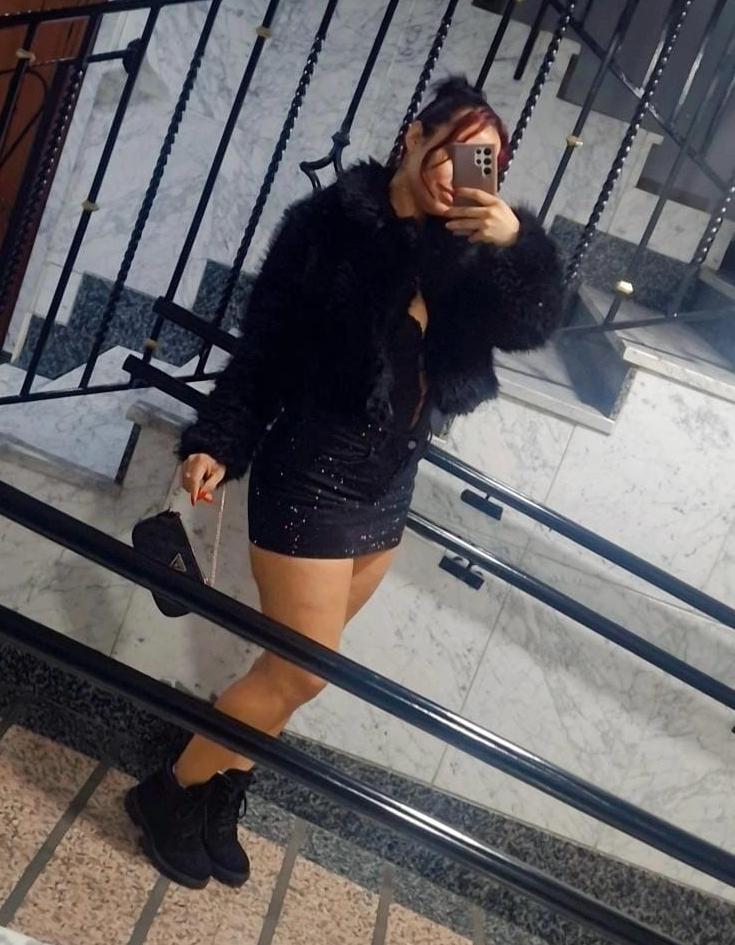 Chica busca chico en Granada: 