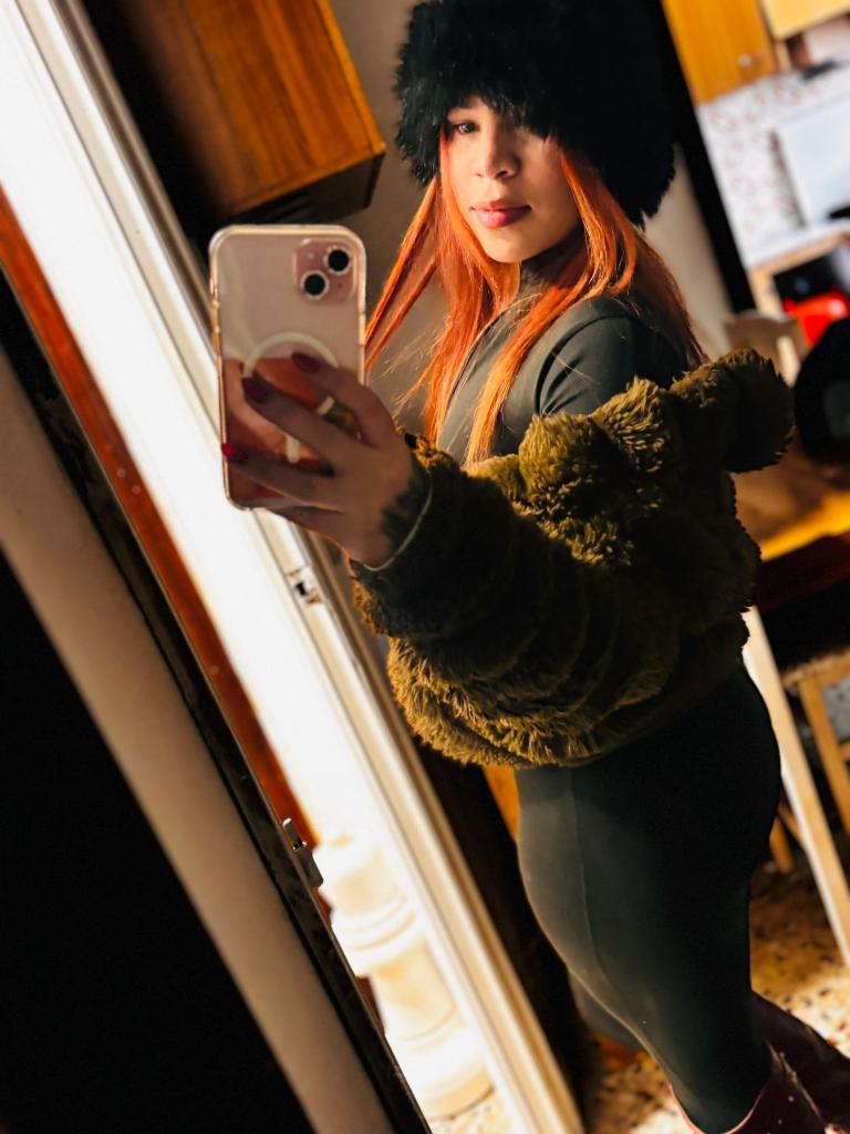 663186676: Chica busca chico en Alicante