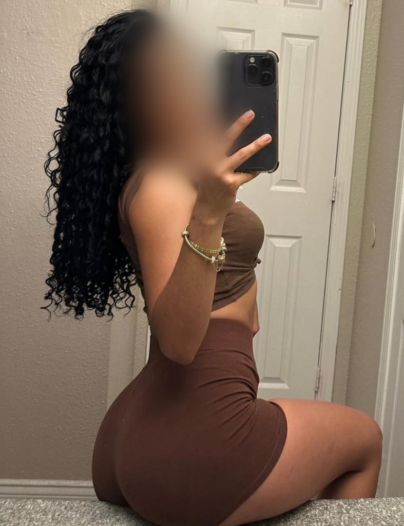Chica busca chico en Tenerife: 
