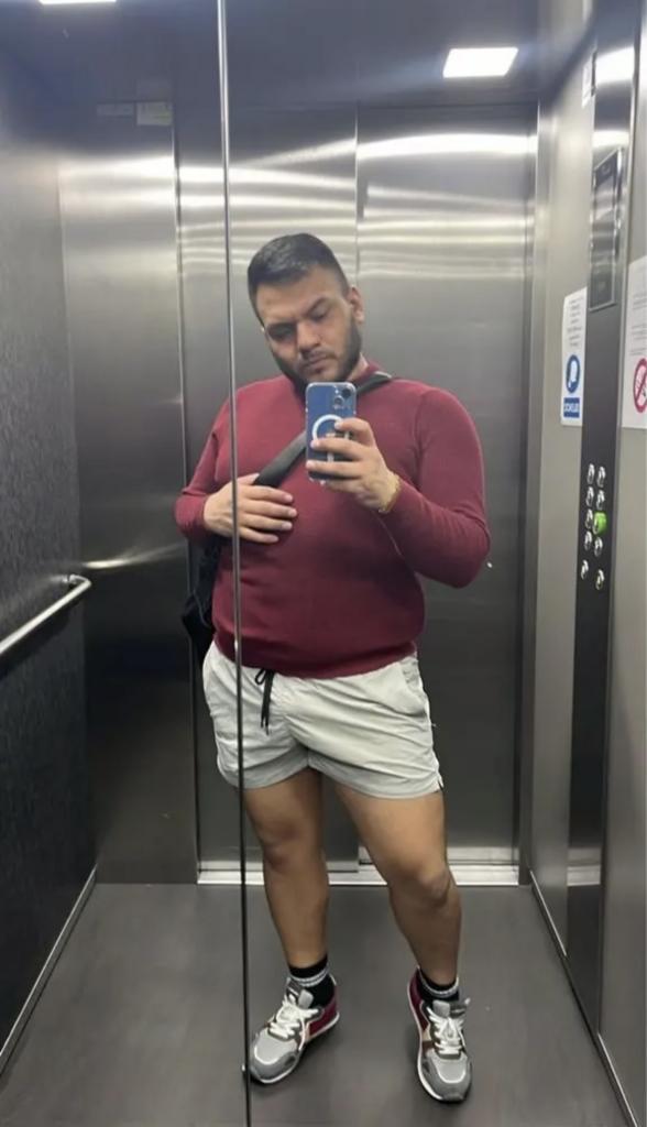 623437631: Chico busca chica en Valencia
