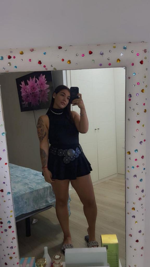 Chica busca chico en Tenerife: 