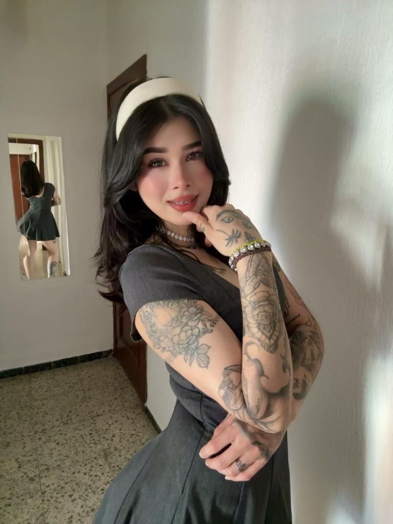 Chica busca chico en Huelva: 