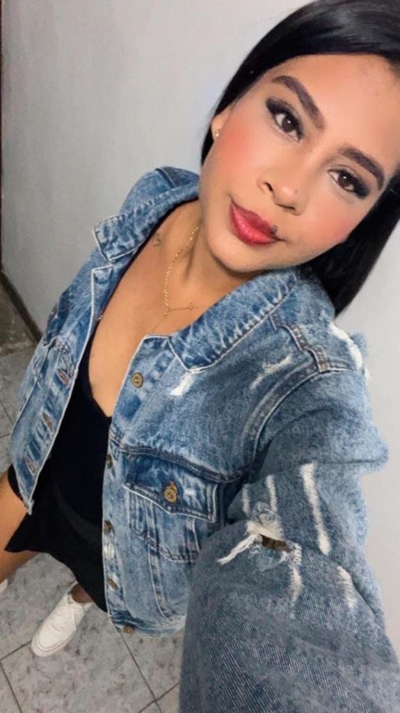 Chica busca chico en Barcelona: Chica busca chico
