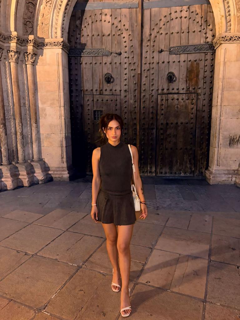614039655: Chica busca chico en Málaga