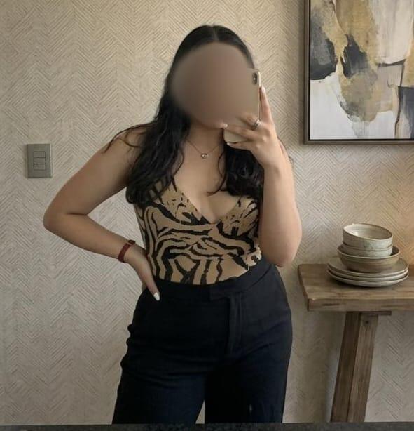 Chica busca chico en Almería: 
