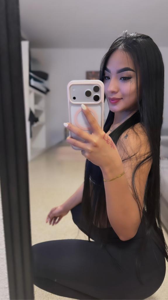 693223063: Chica busca chico en León