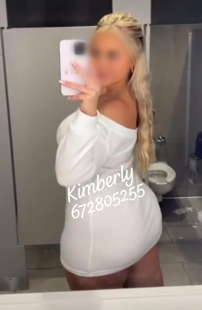 Chica busca chico en Tenerife: 