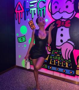 613299349: Travesti en Alicante