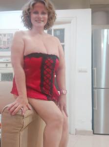 656607802: Chica busca chico en La Coruña