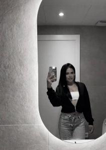 742094906: Chica busca chico en Valencia