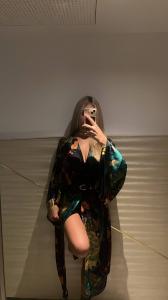 631760913: Chica busca chico en Málaga