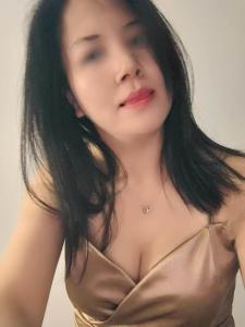 665907908: Chica busca chico en Madrid