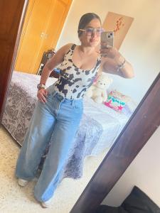 645098966: Chica busca chico en Granada