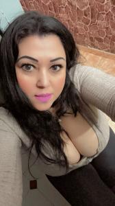610835174: Chica busca chico en La Coruña