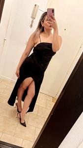 667798927: Chica busca chico en Málaga