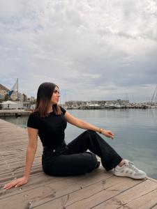 647311745: Chica busca chico en Asturias