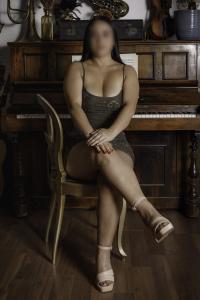 614978069: Chica busca chico en Madrid