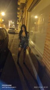 624750033: Chica busca chico en Madrid