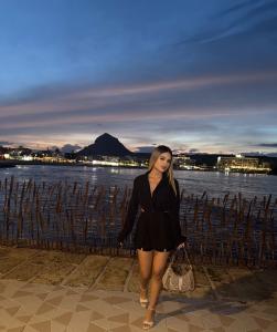 663919767: Chica busca chico en Alicante