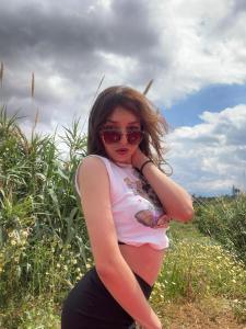643665993: Chica busca chico en Málaga