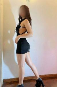 613247746: Chica busca chico en Barcelona