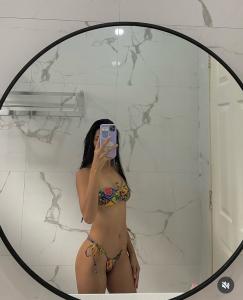 643388430: Chica busca chico en Navarra