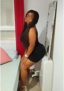 613552491: Chica busca chico en Málaga