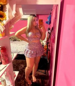 643387612: Chica busca chico en Almería