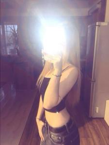 604351812: Chica busca chico en Málaga