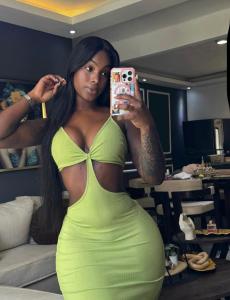 745031736: Chica busca chico en Tarragona