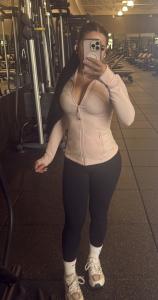 612467601: Chica busca chico en Málaga