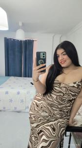 632990913: Chica busca chico en Sevilla