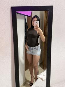 693223063: Chica busca chico en León