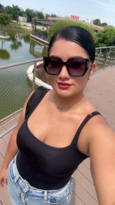 695711394: Chica busca chico en Sevilla